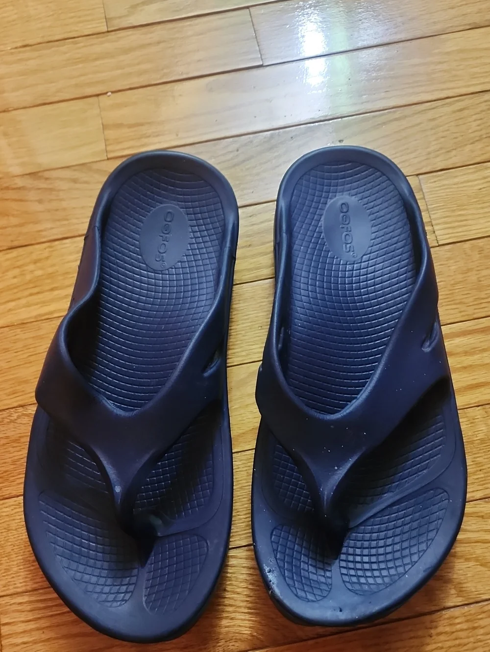 OOFOS Ooriginal Men's  Navy Blue Recovery Flip Sandals